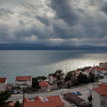 Apartments Toni Omiš Екстериор снимка