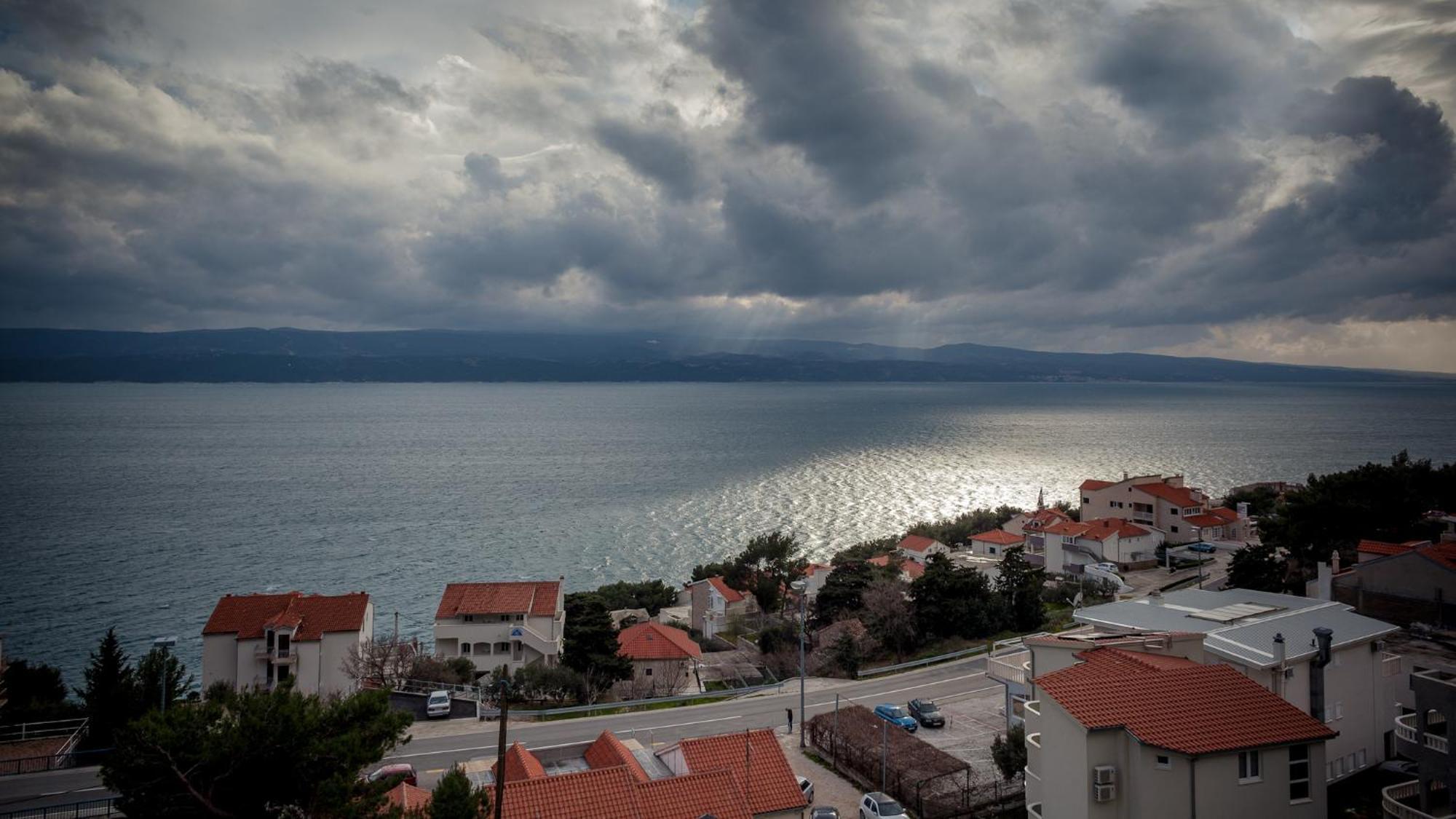 Apartments Toni Omiš Екстериор снимка