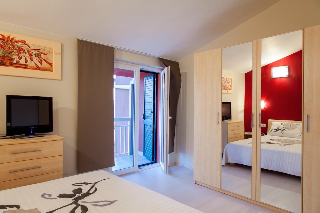 Apartments Toni Omiš Стая снимка